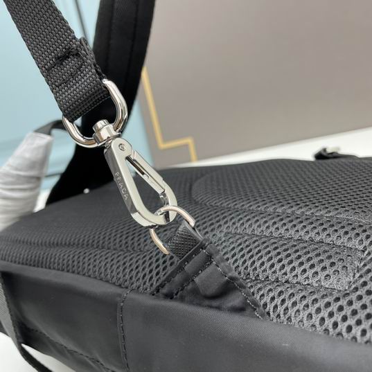 Prada 013 20x30x10cm ww1_ (8)