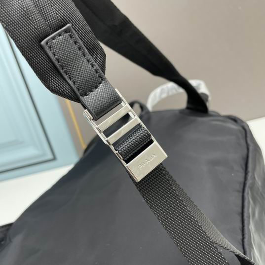 Prada 021 31x38x15cm ww1_ (5)