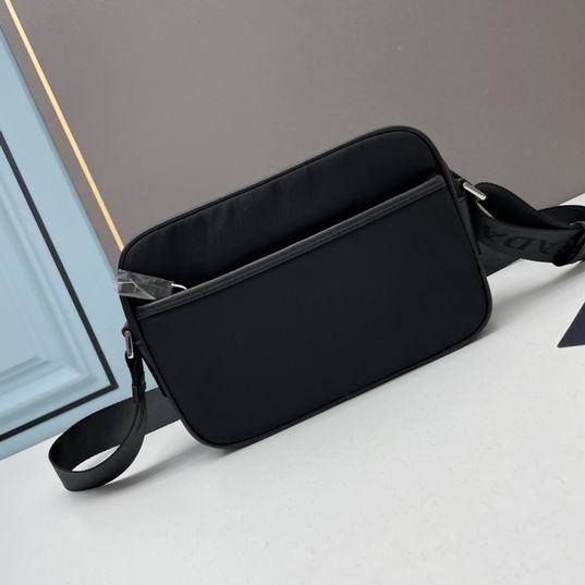 Prada 048 23x16x7cm ww1_ (2)