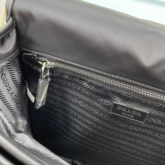 Prada 166 30x28x12cm ww1_ (8)