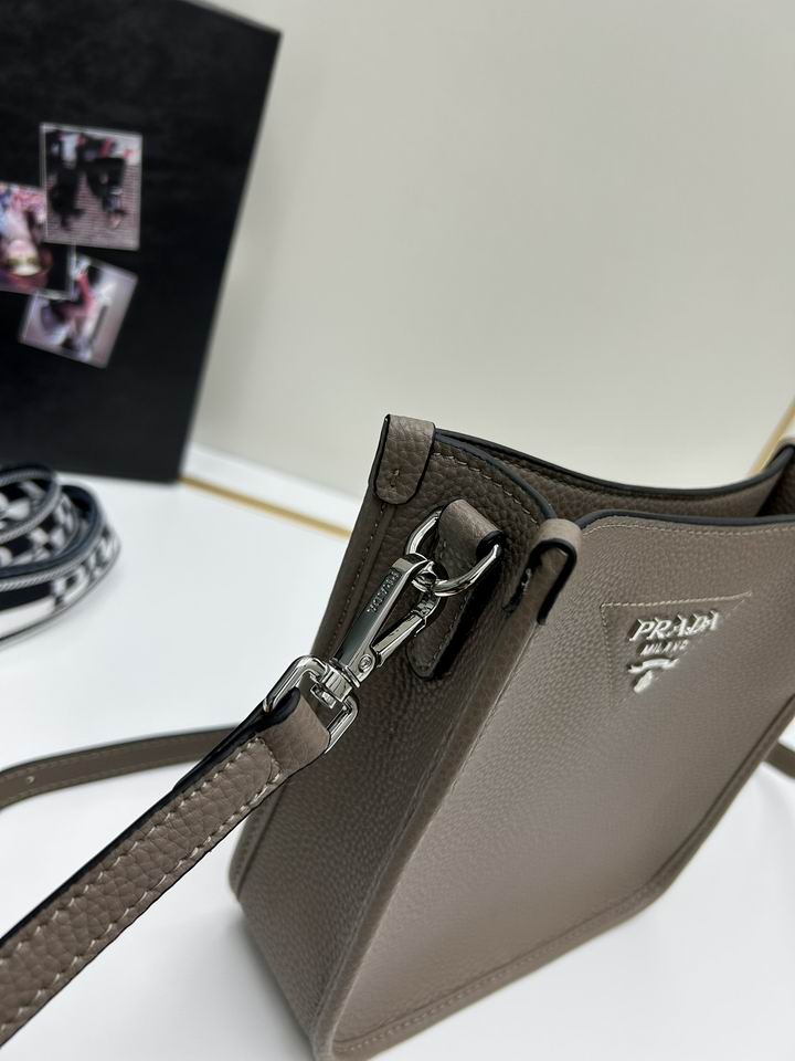 Prada 1BC073 20x19x6cm jj1_6