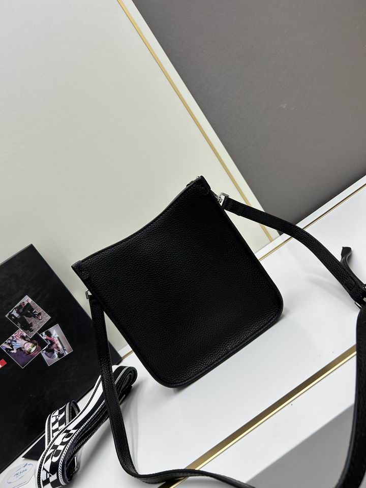 Prada 1BC073 20x19x6cm jj_2