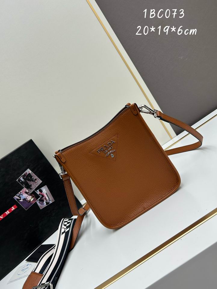 Prada 1BC073 20x19x6cm jj3_1