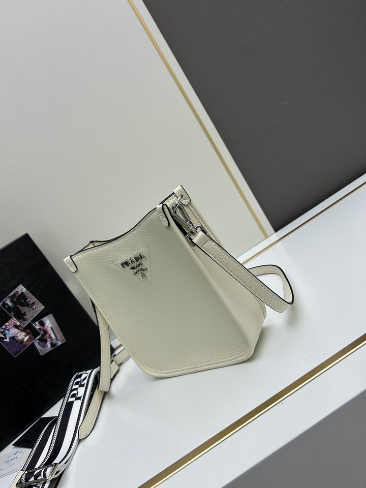 Prada 1BC073 20x19x6cm jj4_3
