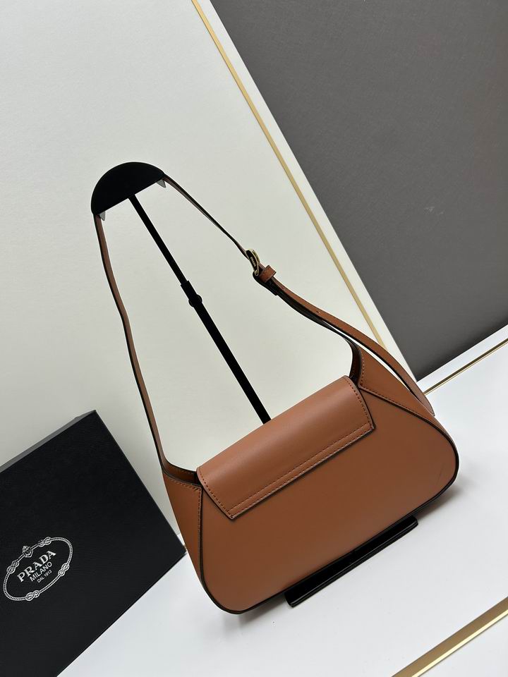 Prada 819 25x5.5cm jj1_2