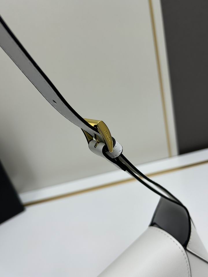 Prada 819 25x5.5cm jj2_5