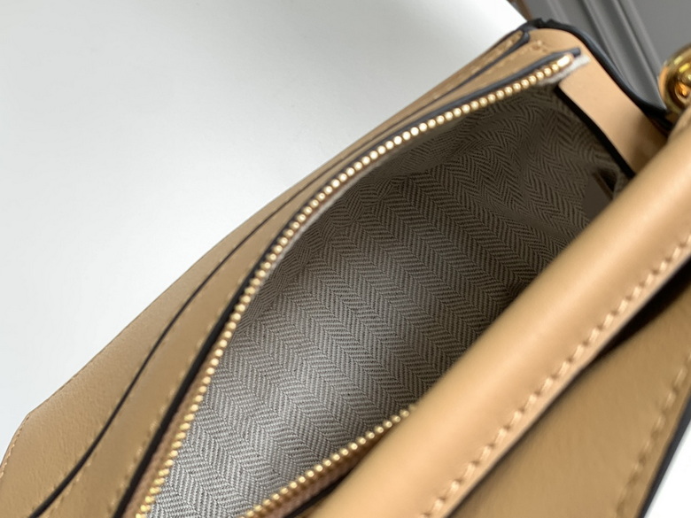 Puzzle 061838 18X12.5X8cm SS 8 (8)