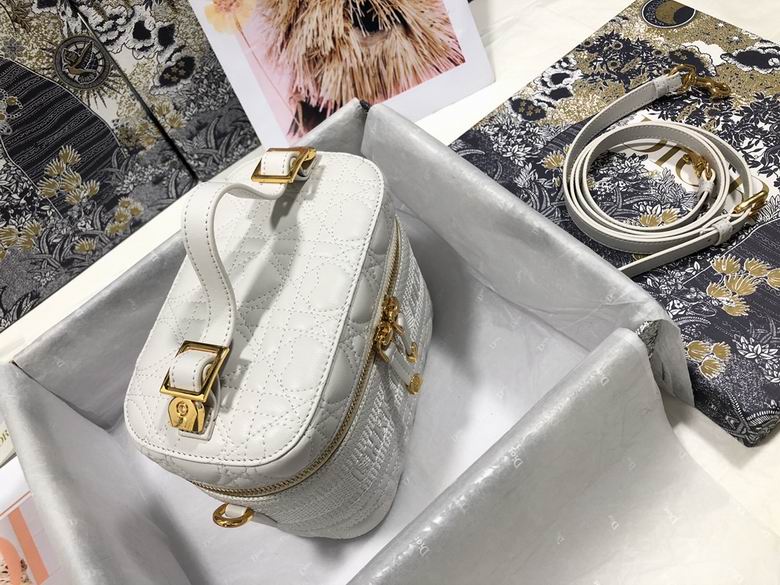 S5488 18.5X13X10.5cm YG 7