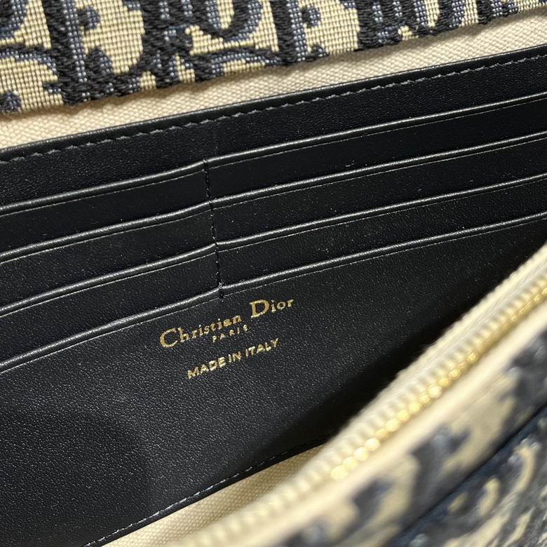 S5620 22X14.5X4.5cm CC 7