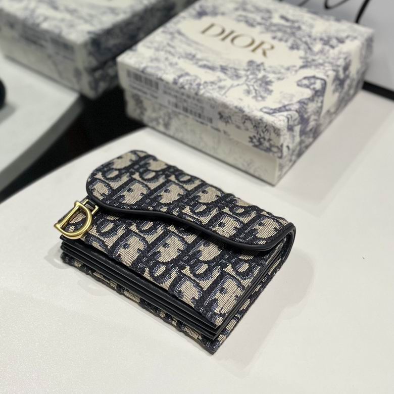 S5644 11X8.5X2.5cm CC 4