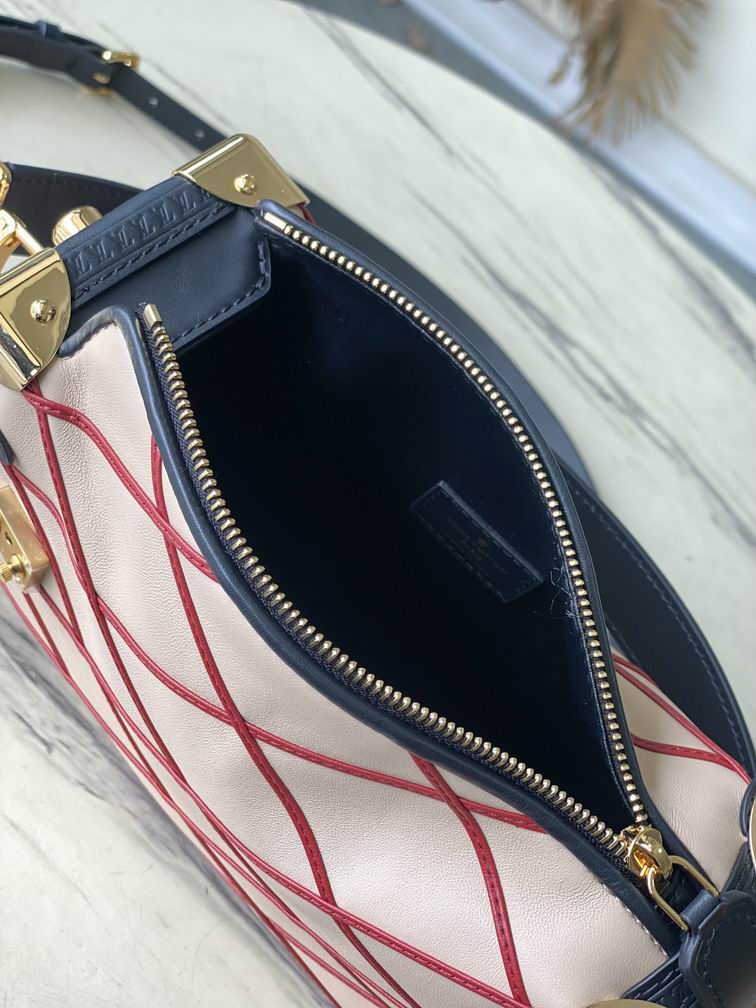 Side Trunk M24403 21x14x6cm gf_10