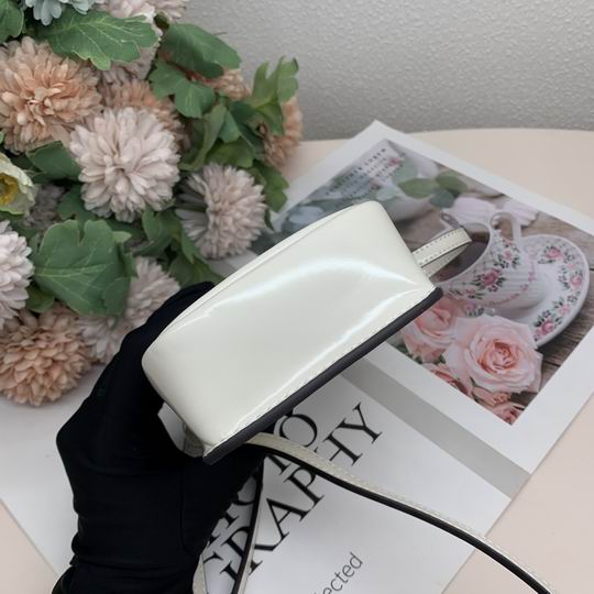 TB 156747 17.5X10.5x7.5cm zy3_4