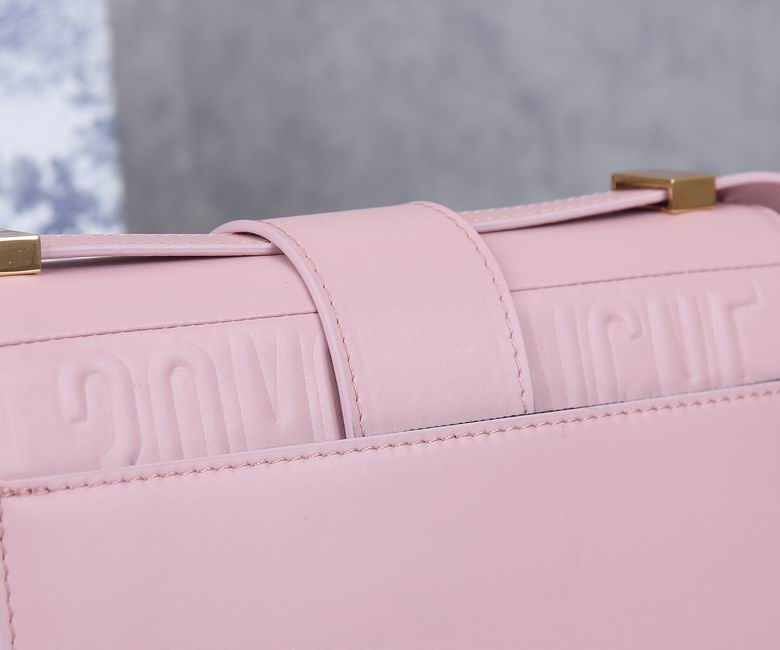 WMCD-1001 24X17X8 (13)