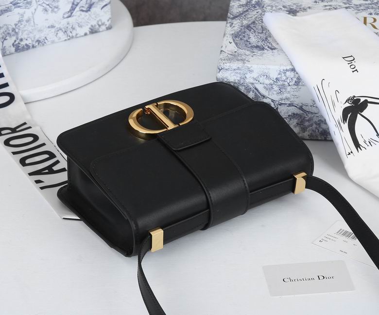 WMCD-1001 24X17X8 (24)