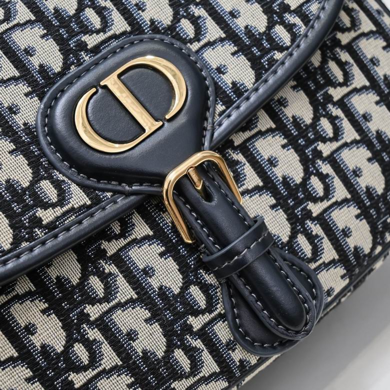 WO2111143 22X17X6 (7)