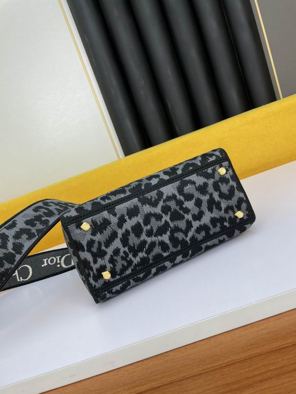 WW1088 42X32X16 (14)