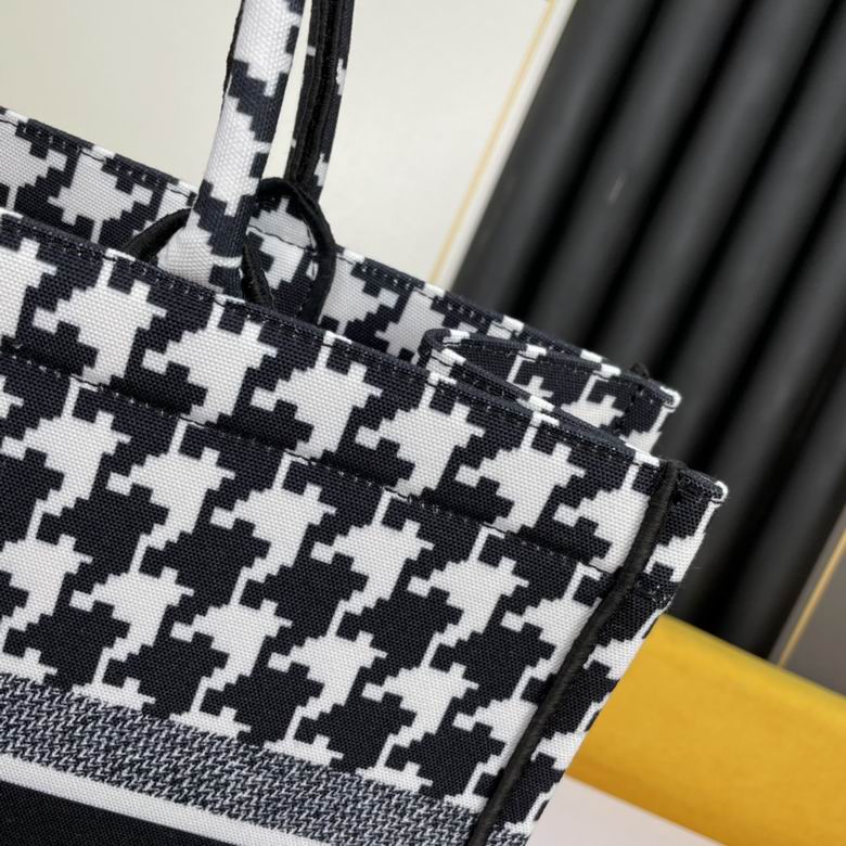 WW1088 42X32X16 (22)