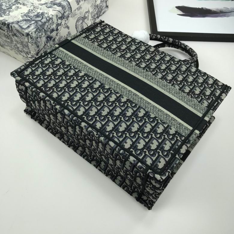 WW1088 42X32X16 (15)