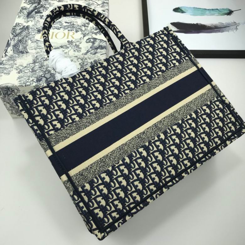 WW1088 42X32X16 (18)