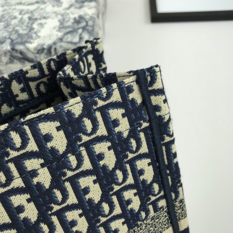 WW1088 42X32X16 (20)