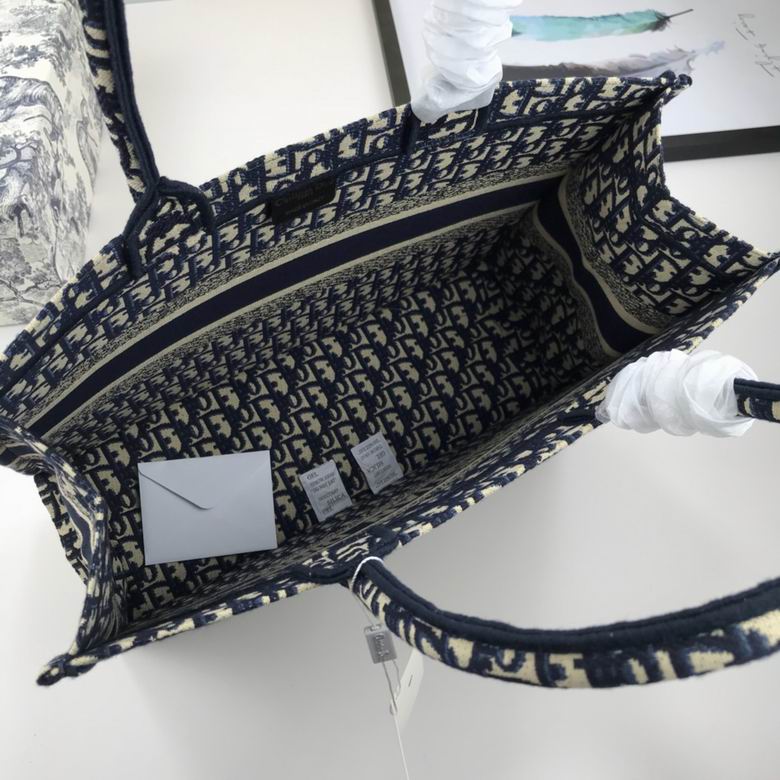 WW1088 42X32X16 (24)