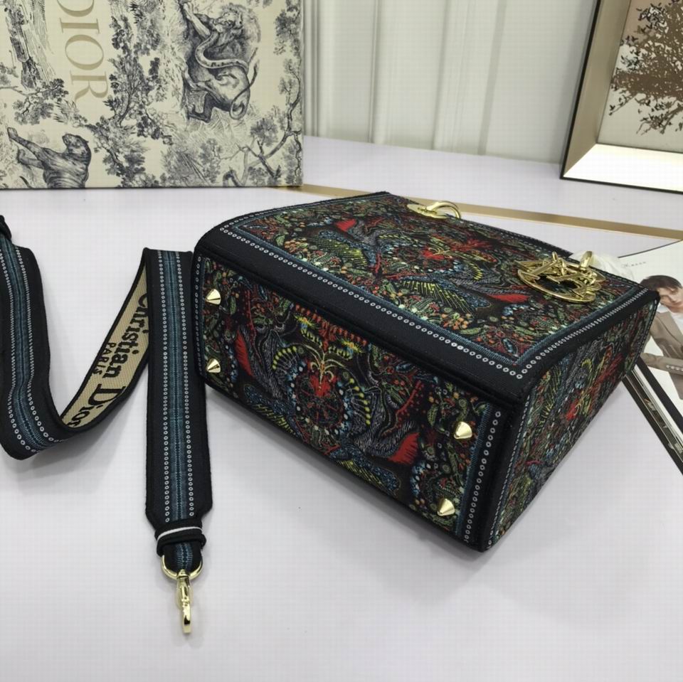 WW1295 24X20X11 (20)