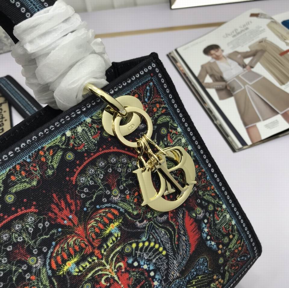 WW1295 24X20X11 (21)