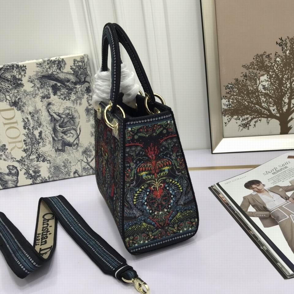 WW1295 24X20X11 (23)