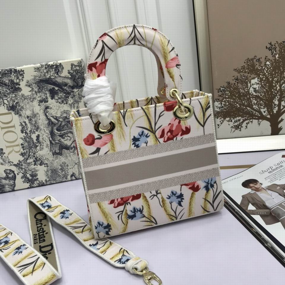 WW1295 24X20X11 (28)