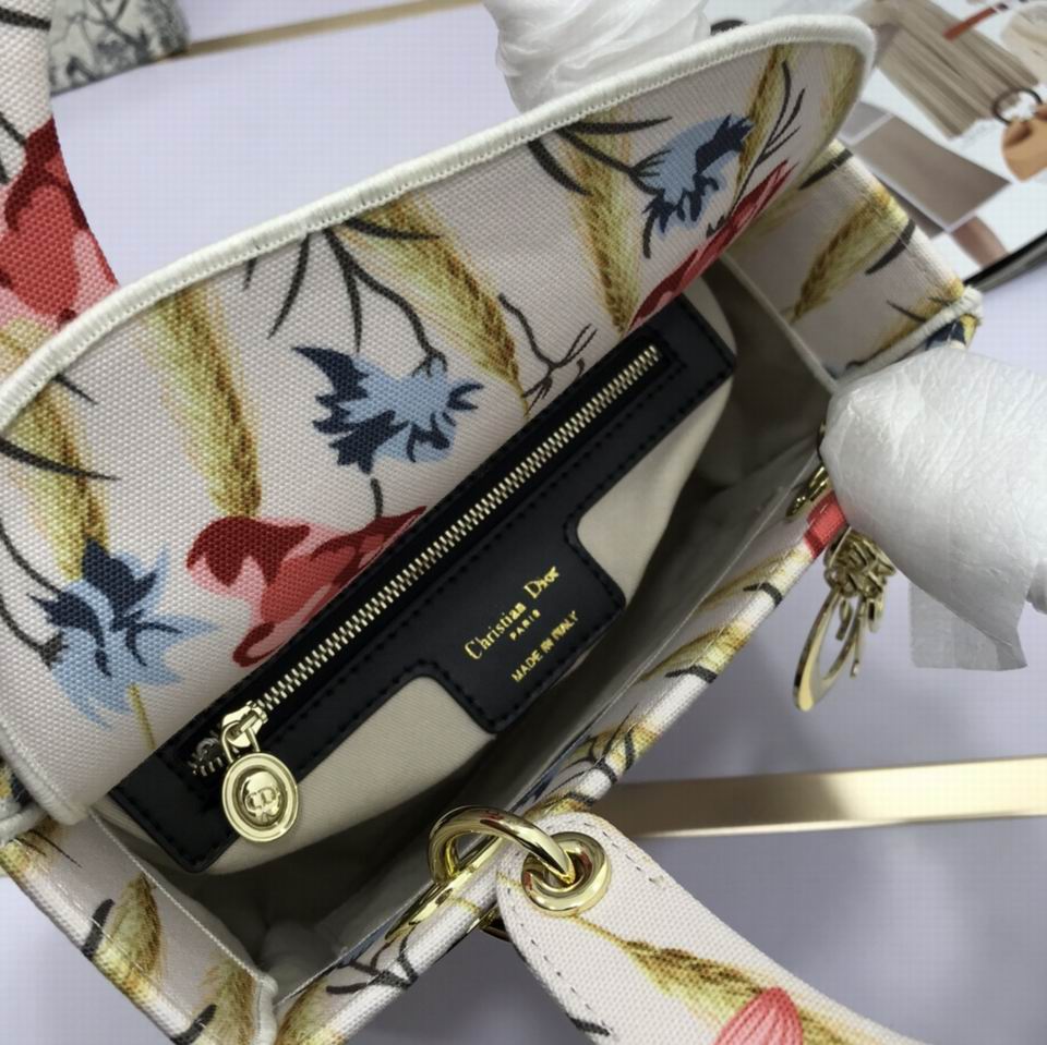 WW1295 24X20X11 (31)