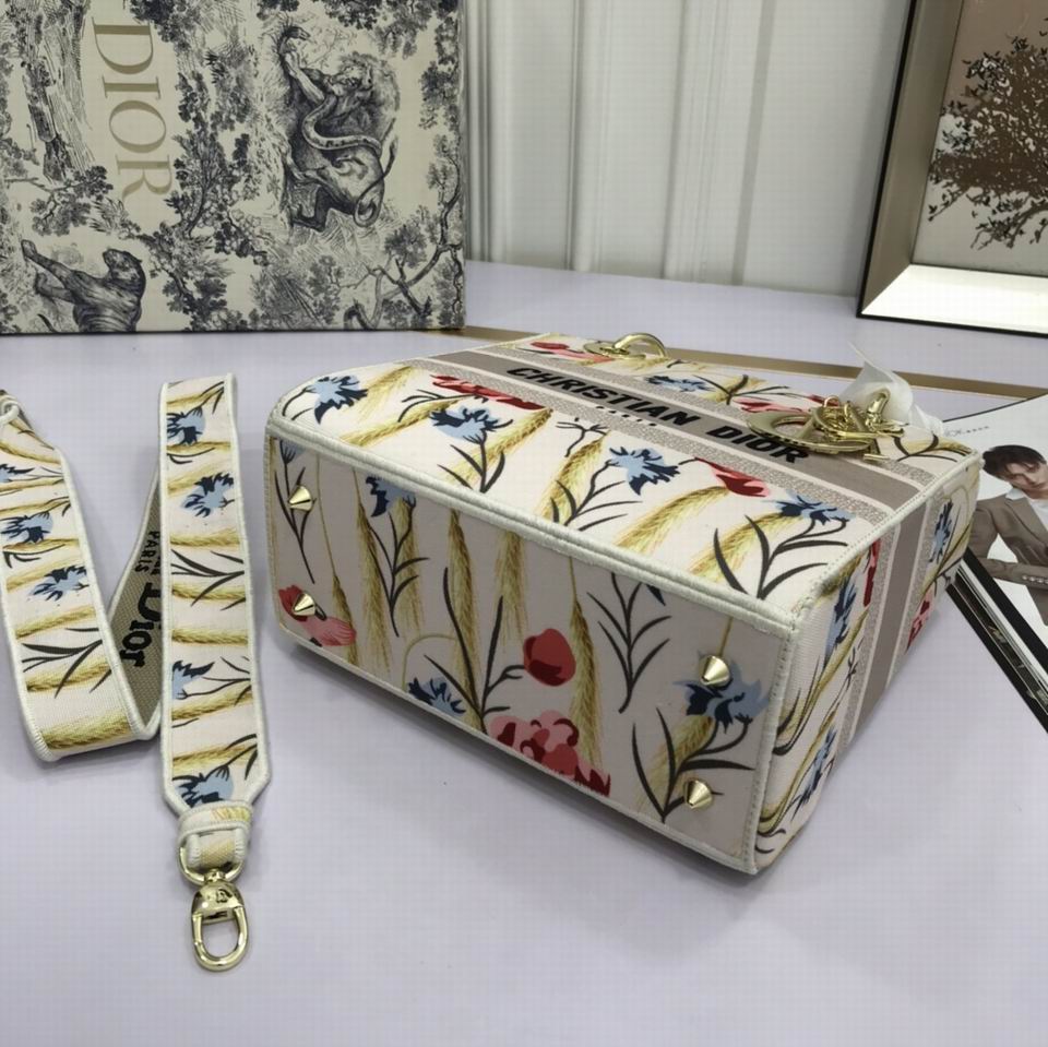 WW1295 24X20X11 (33)