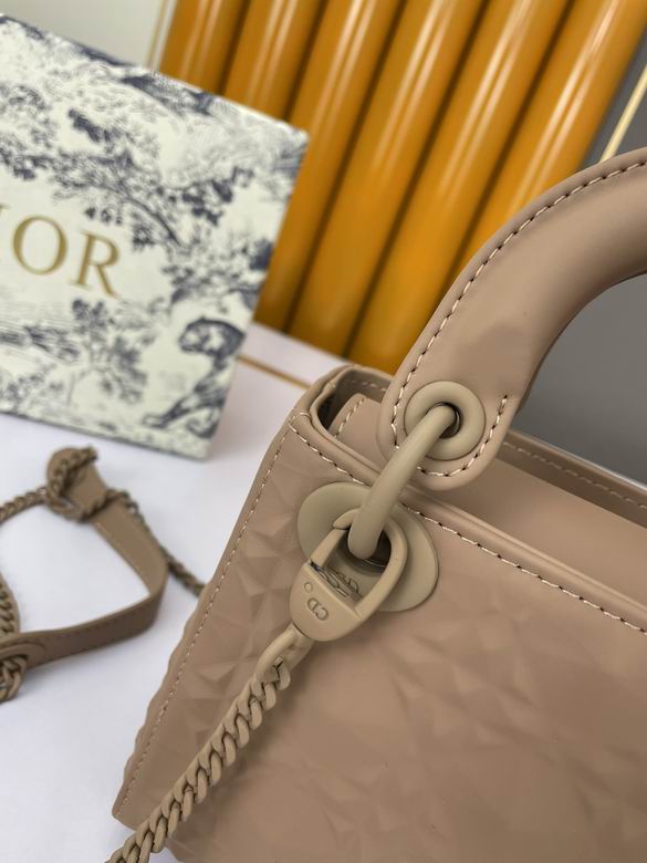 WW2111149 17X15X7 (15)