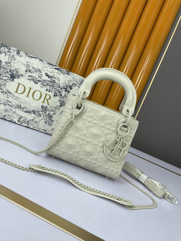 WW2111149 17X15X7 (17)