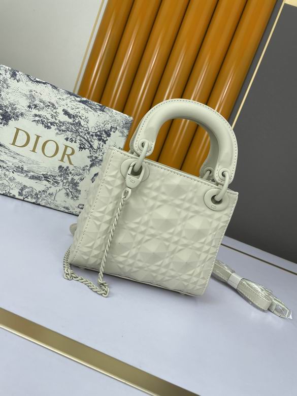 WW2111149 17X15X7 (18)