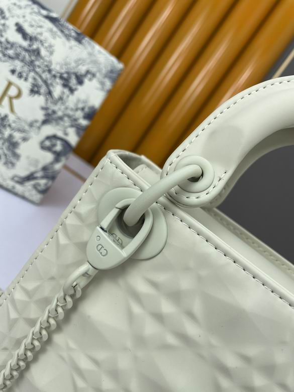 WW2111149 17X15X7 (22)