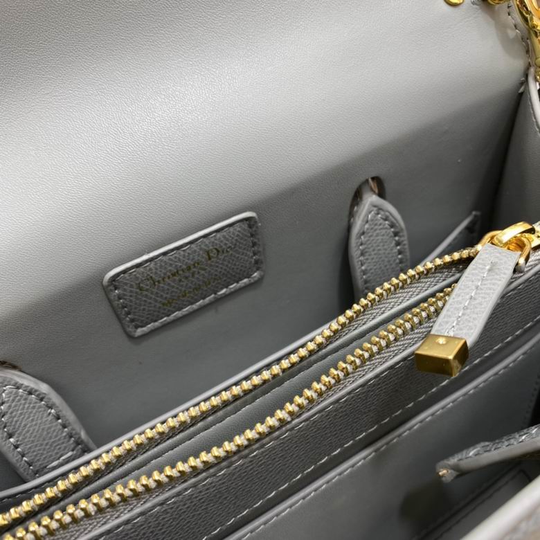 WW222182 25X19X12 (14)