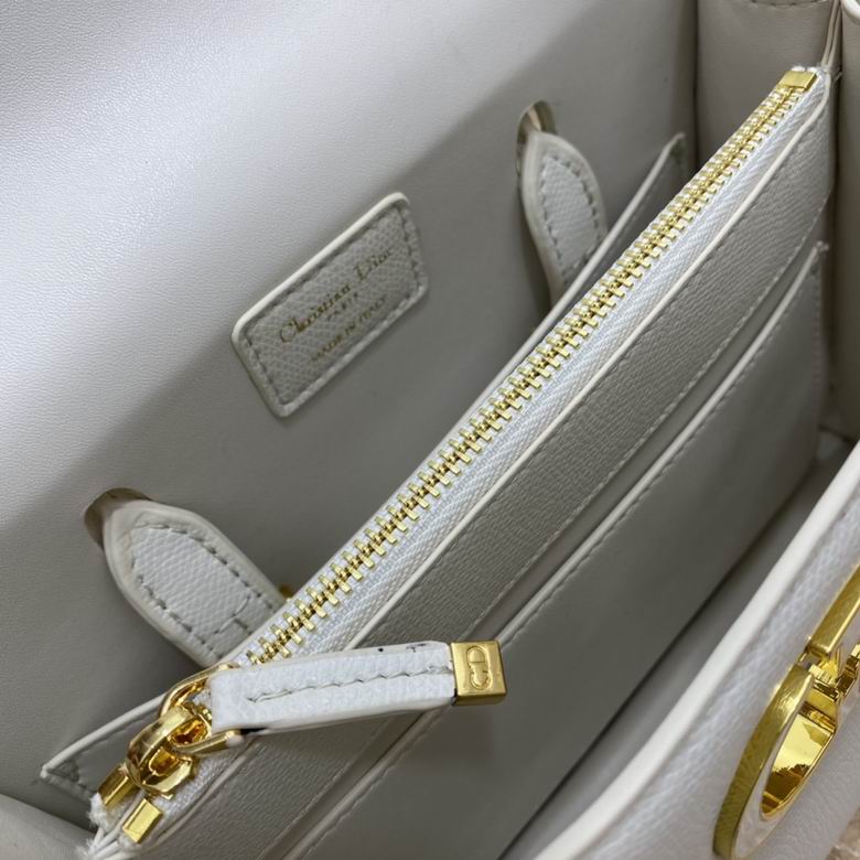 WW222182 25X19X12 (21)