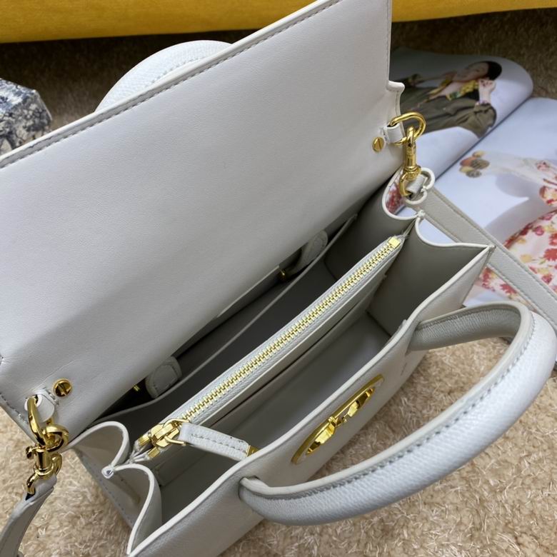 WW222182 25X19X12 (22)