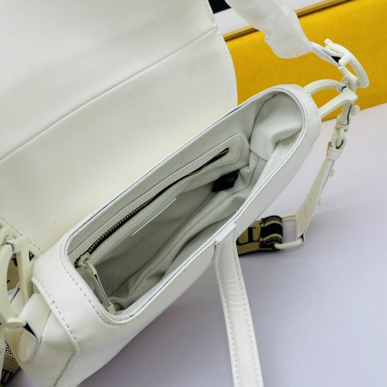 WW886890 24X6X18 (30)