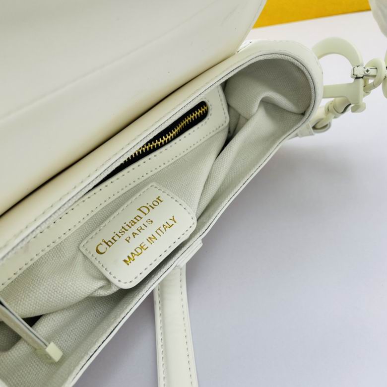 WW886890 24X6X18 (31)