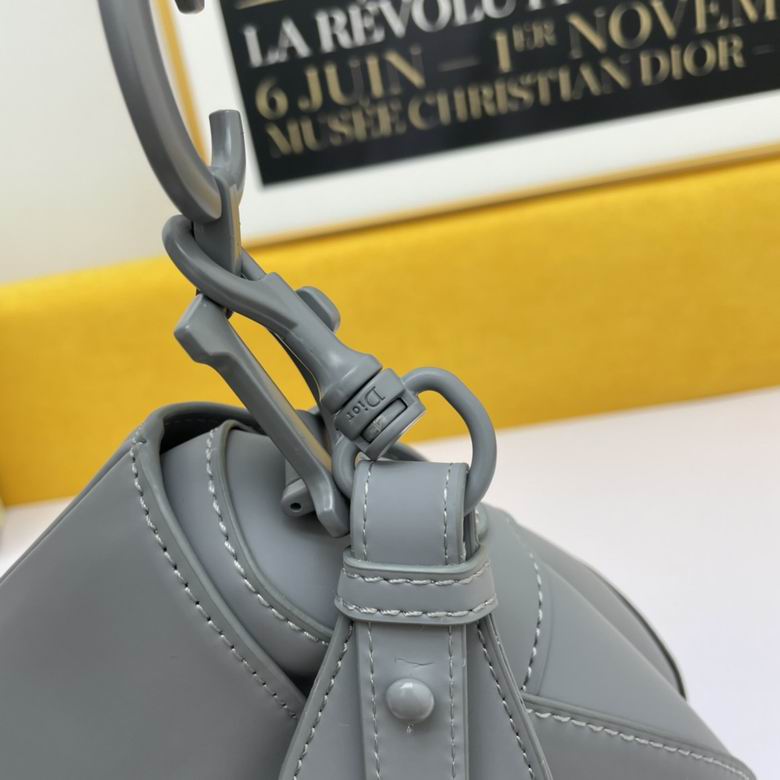 WW886890 24X6X18 (40)