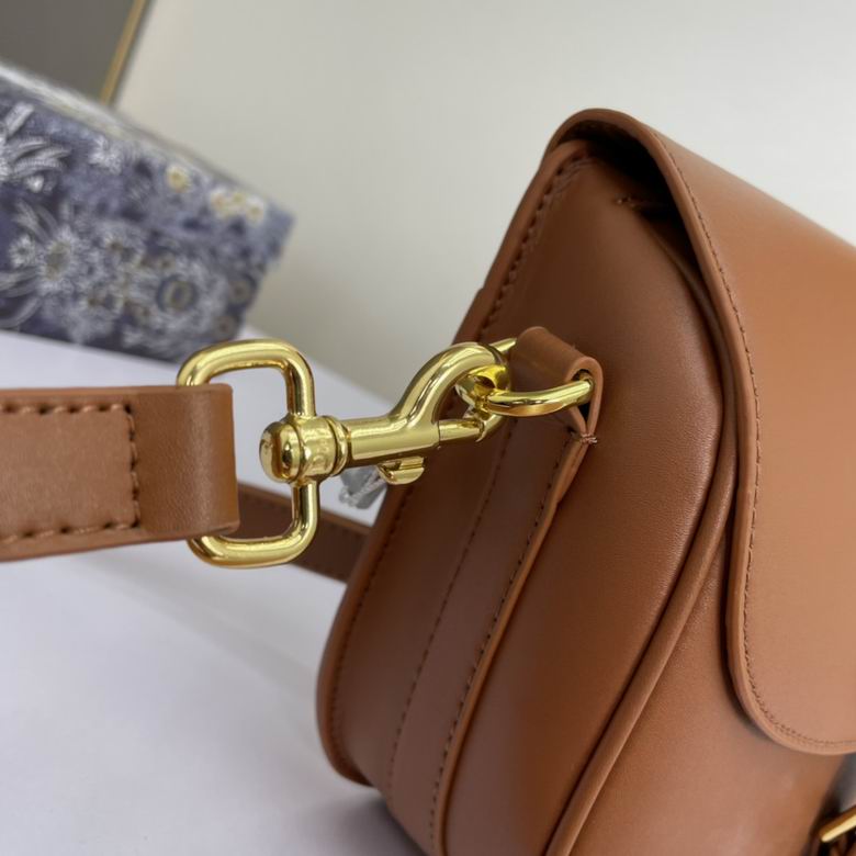 WW9317棕 23X18X7 (4)