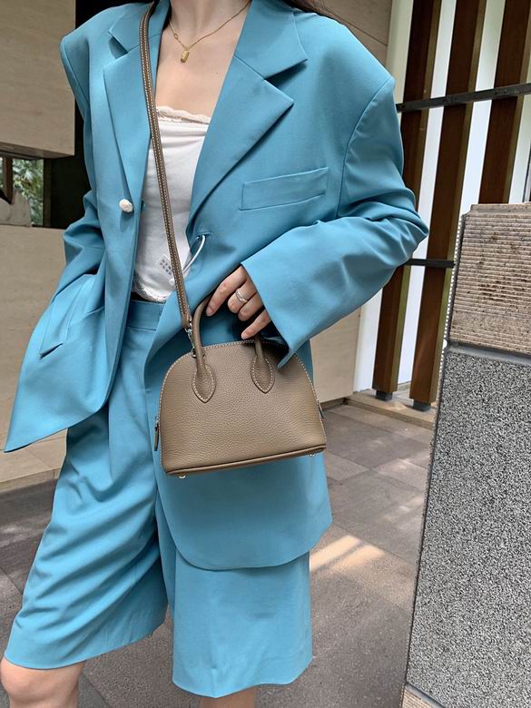 bolide Togo 19x14x5cm YG 4 (6)