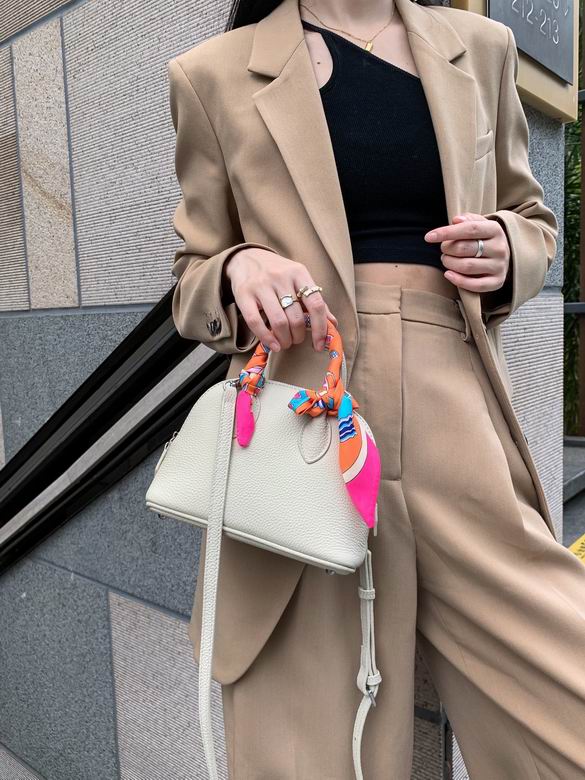 bolide Togo 19x14x5cm YG 6 (1)