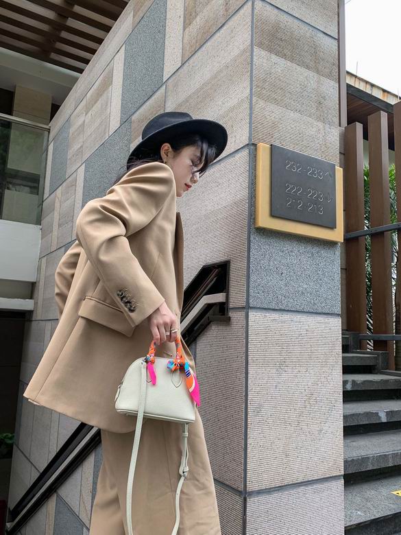 bolide Togo 19x14x5cm YG 6 (2)