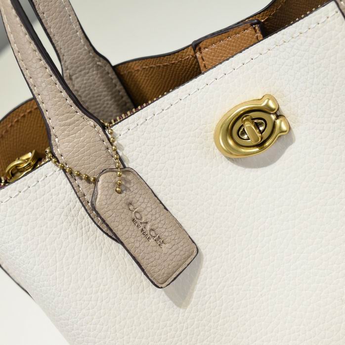 c8869 24X20X10.5cm AZ 7