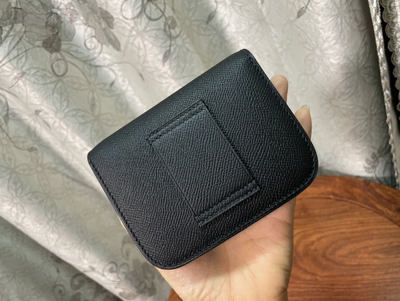 constance slim 080504 AM-1 (12)