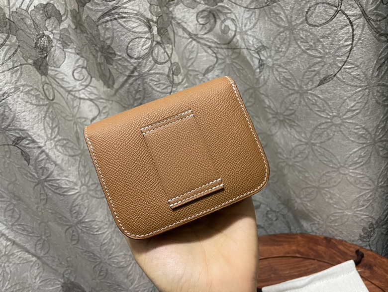 constance slim 080504 AM-5 (4)