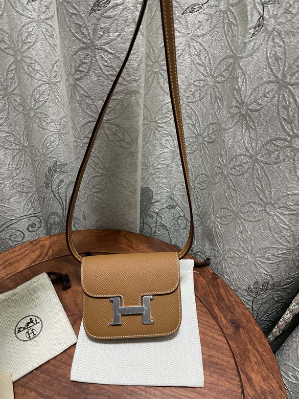 constance slim 080504 AM-5 (5)