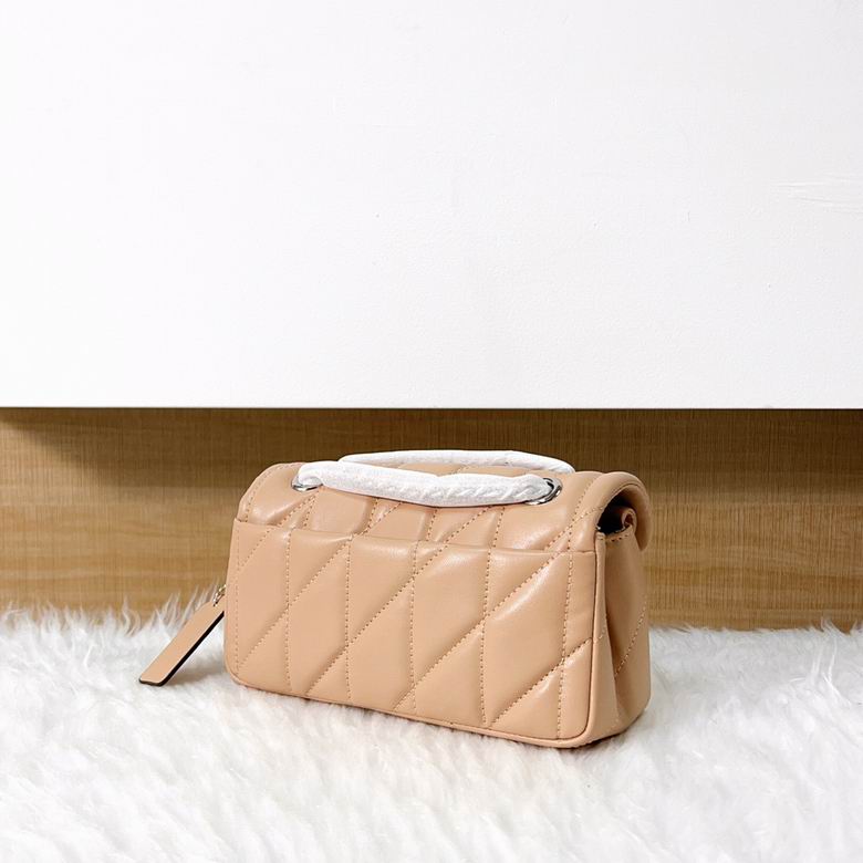 cp145 20X10X7cm AZ 2色 4